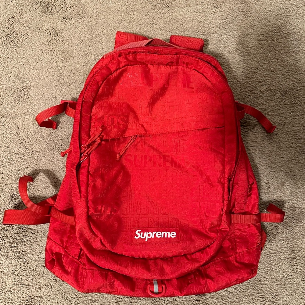 SUPREME BACKPACK
